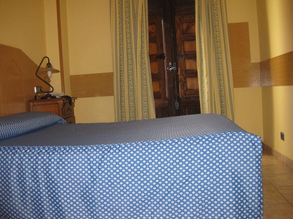 Hostal Maria Ronda Madri Exterior foto